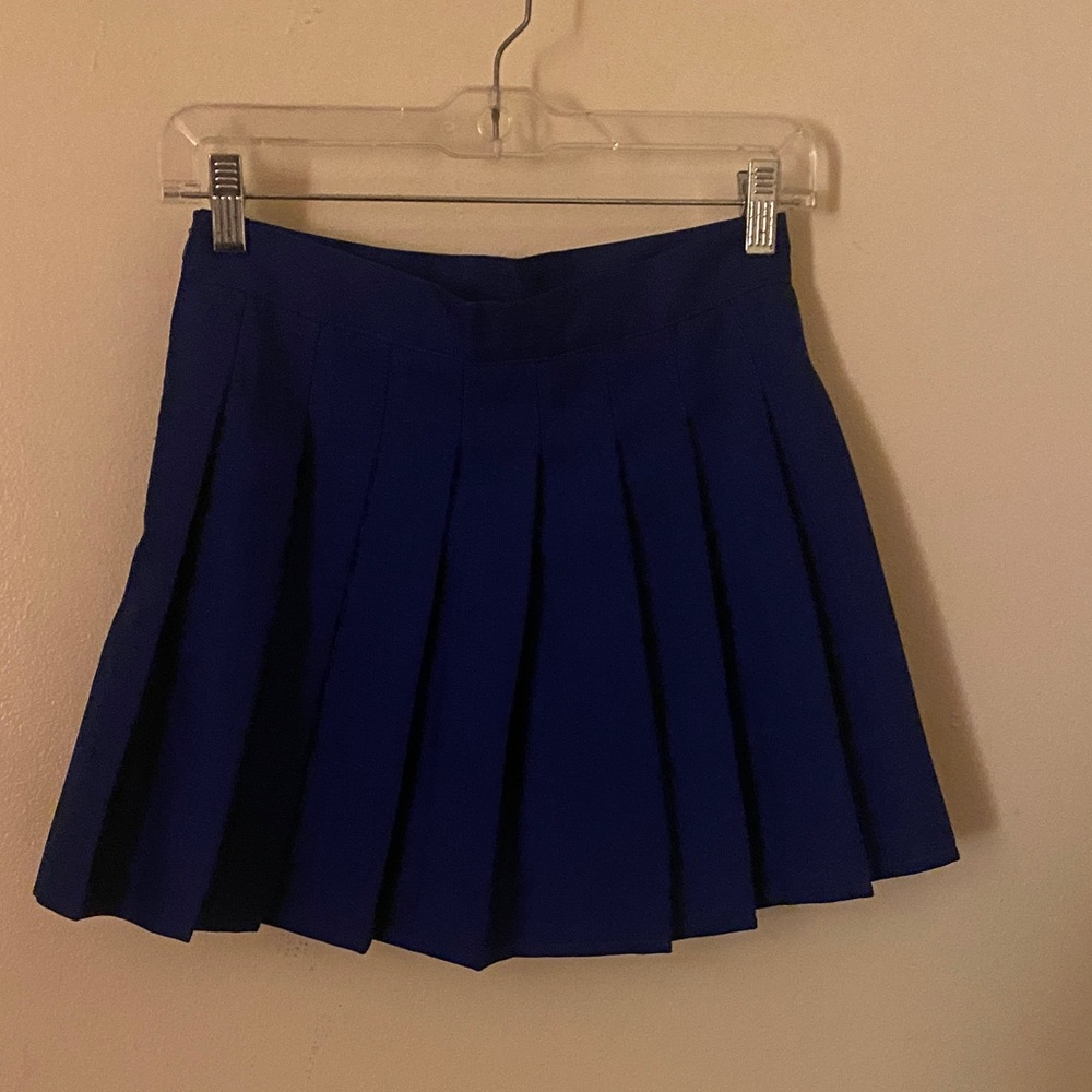 Elegant Blue Pleated Skirt